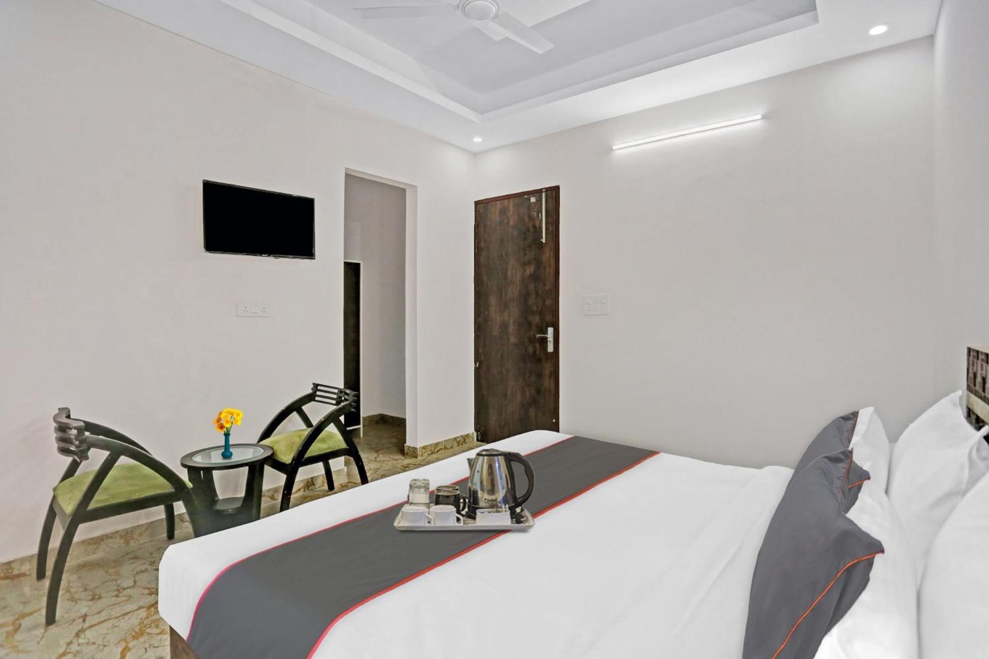 Hotel Collection O The Royal Fern Farrukhnagar Zewnętrze zdjęcie