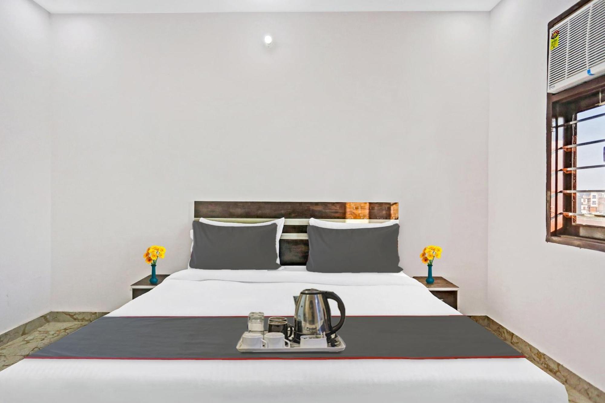 Hotel Collection O The Royal Fern Farrukhnagar Zewnętrze zdjęcie